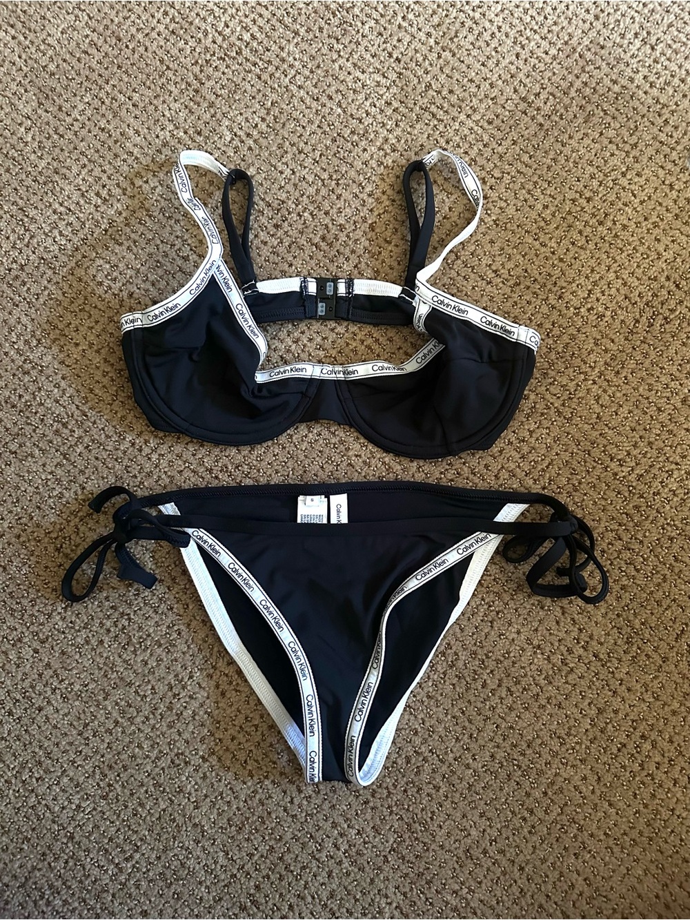 Calvin Klein Black & White Logo-Trim Bikini